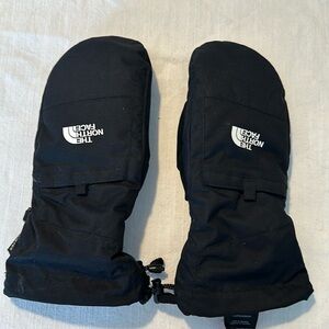 The North Face youth/junior mittens